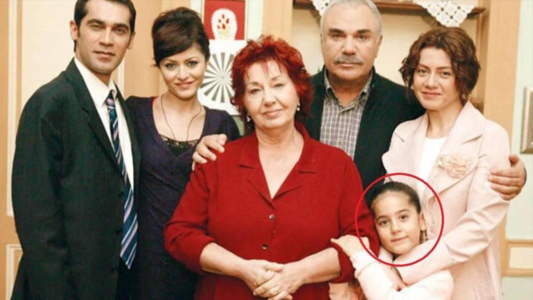 Yaprak Dökümü'nün minik Ayşe'siydi... Şebnem Ceceli'nin son halini görenler şok oluyor: O sosyal medyanın popüler güzeli 2